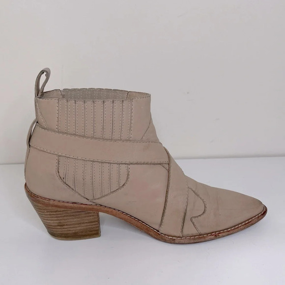 Spell Mystic Ankle Boots western buckle boho distressed Yellowstone event - Picture 9 of 14